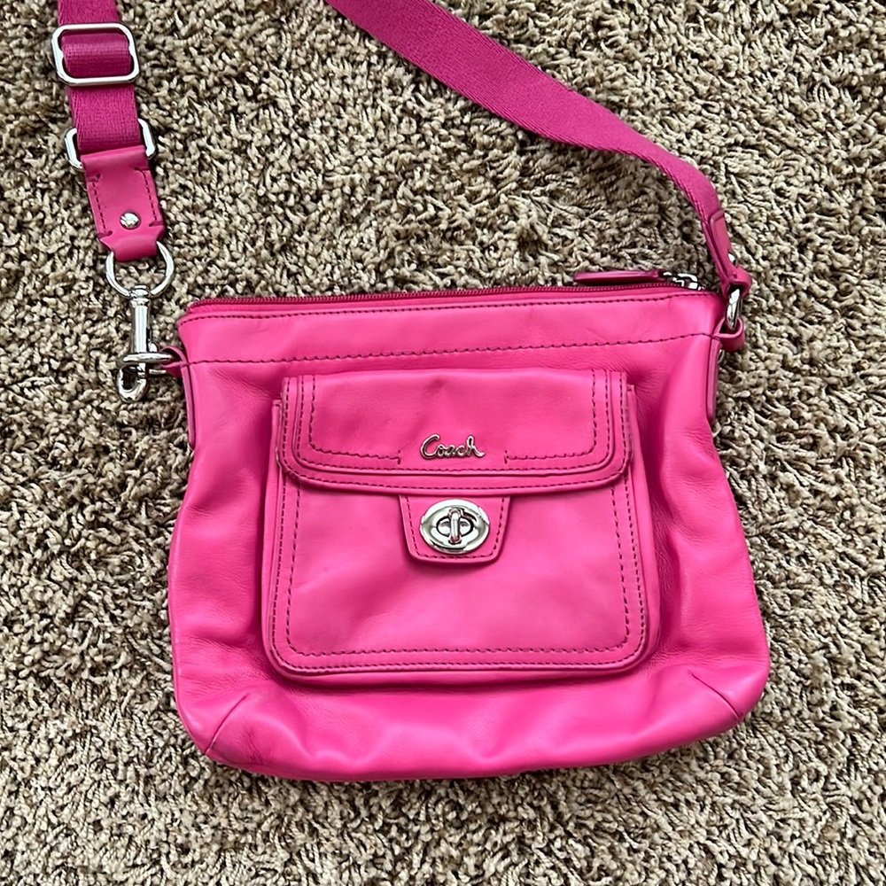 COACH HOT PINK CROSSBODY
